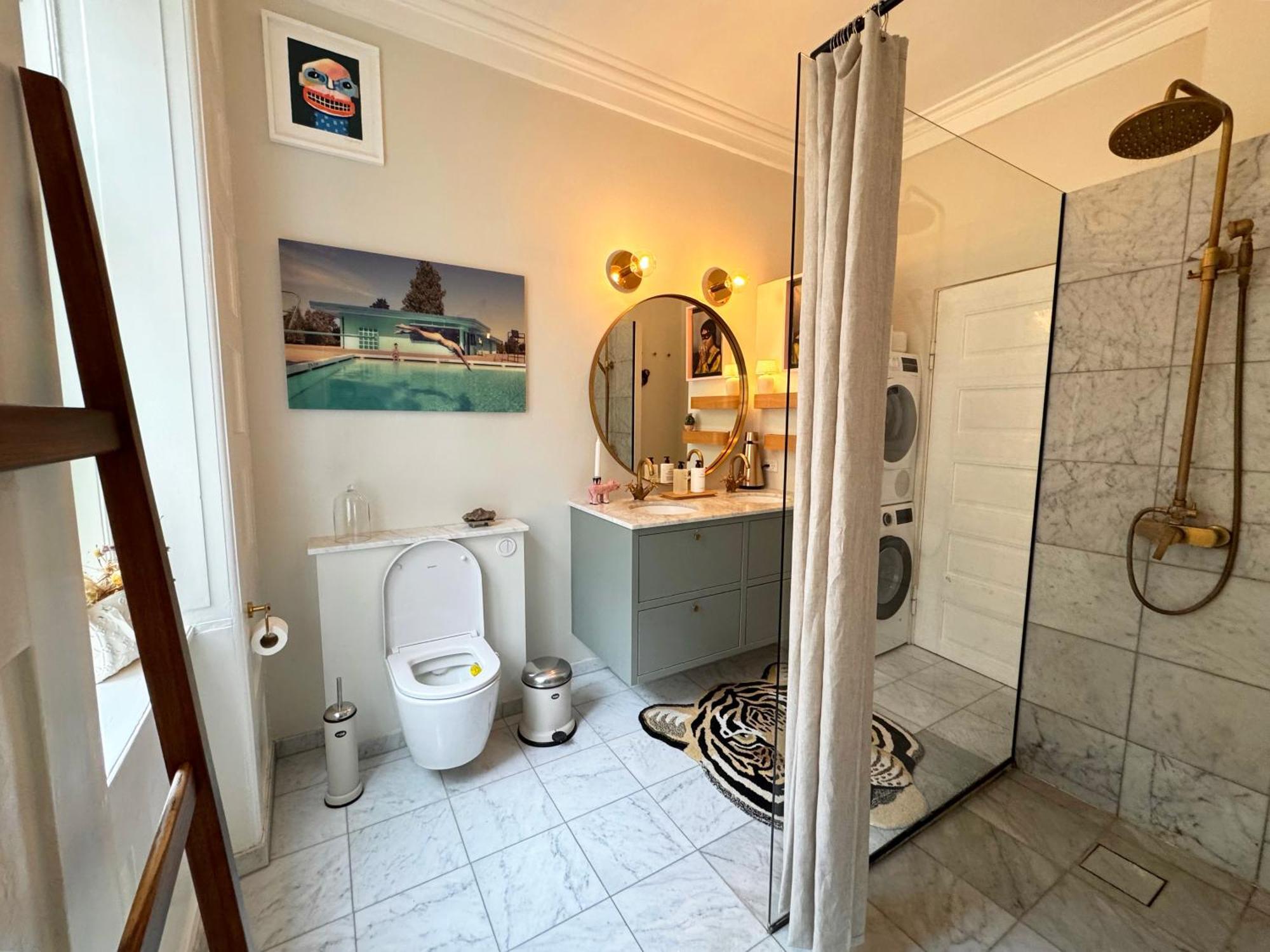 Апартаменты Luxury 'kings Garden View' 260m2 Prime Located Flat *